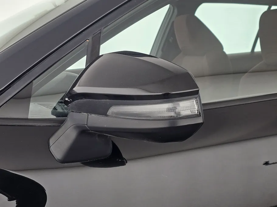 تويوتا كورولا كروس LE HEV 2021 