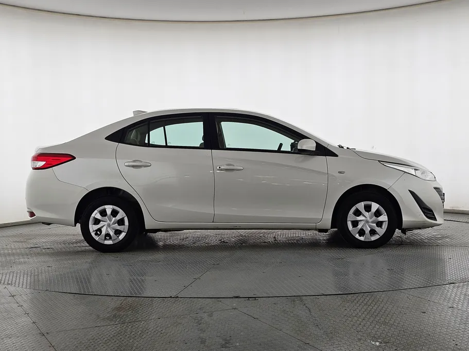 تويوتا يارس Y 2020 