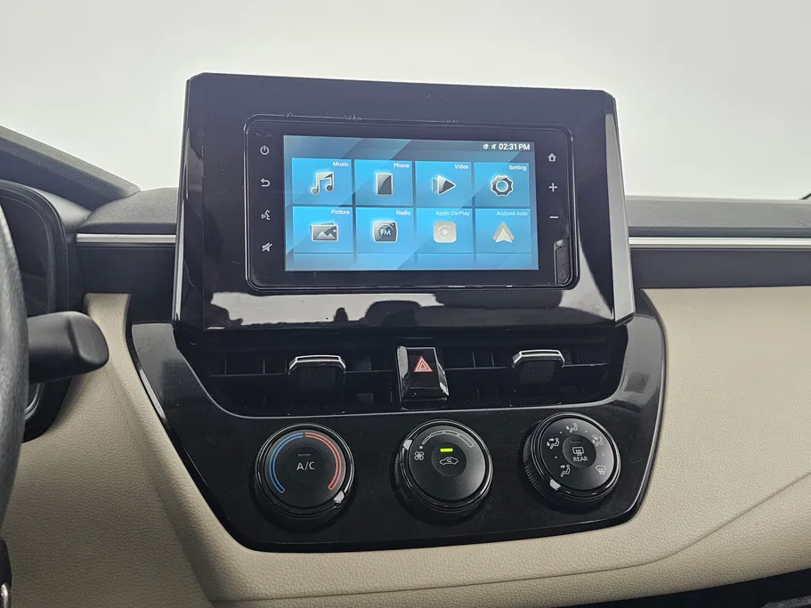 تويوتا كورولا XLI 2023 