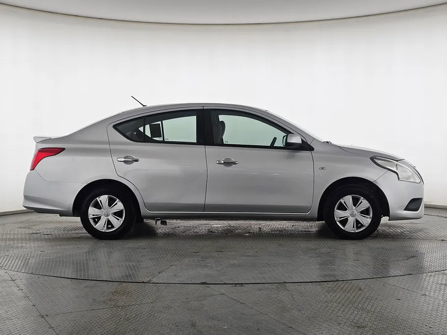 2019 Nissan Sunny SV 