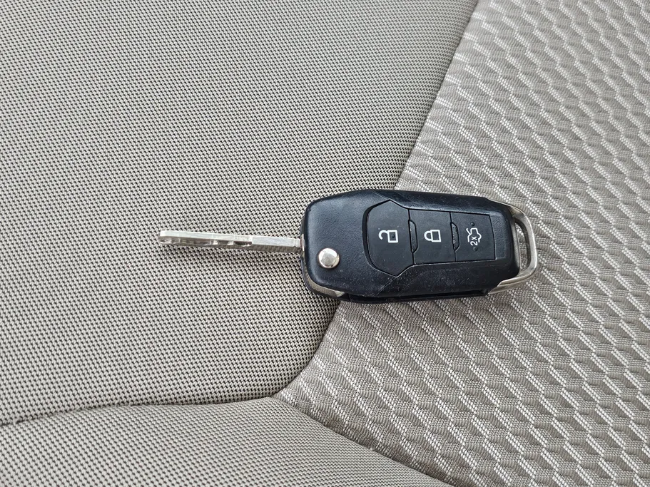 2021 Ford Explorer Standard 