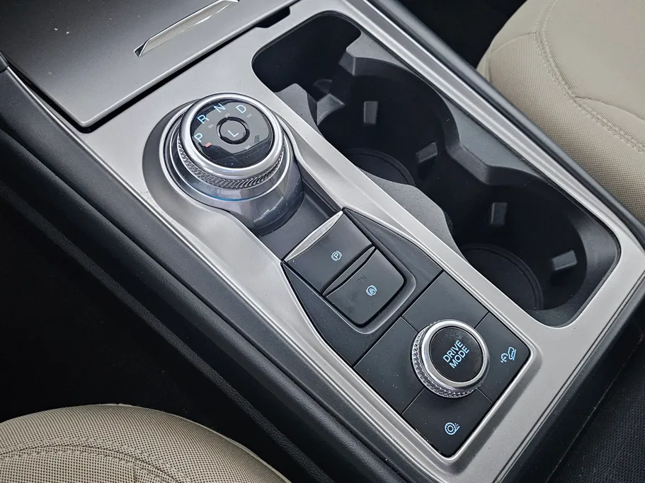 2021 Ford Explorer Standard 