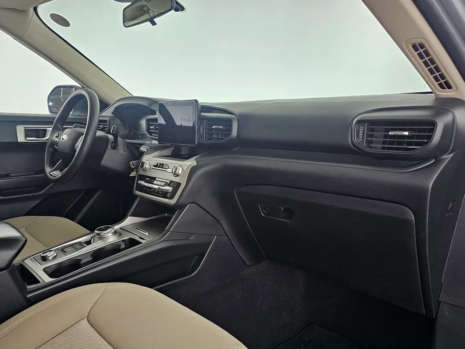 2021 Ford Explorer Standard 