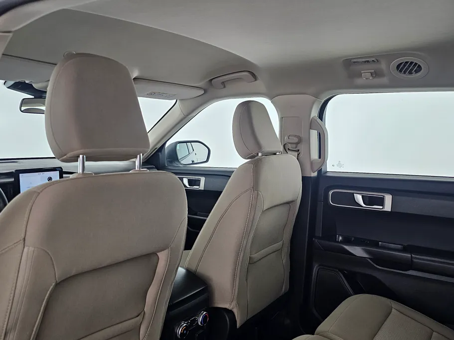 2021 Ford Explorer Standard 