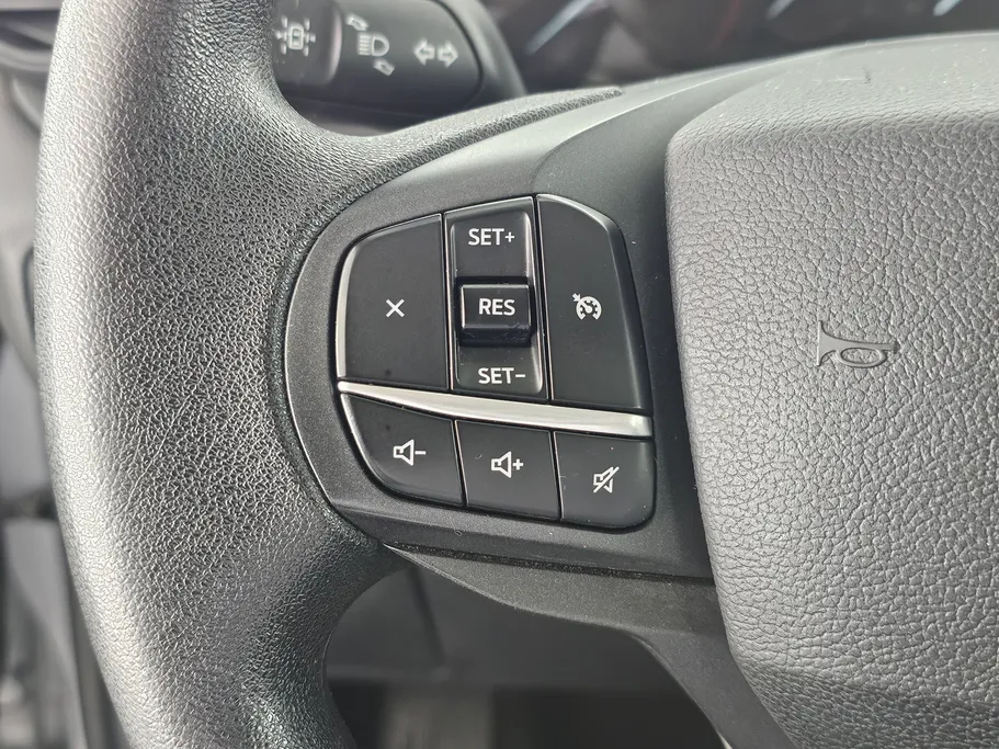 2021 Ford Explorer Standard 