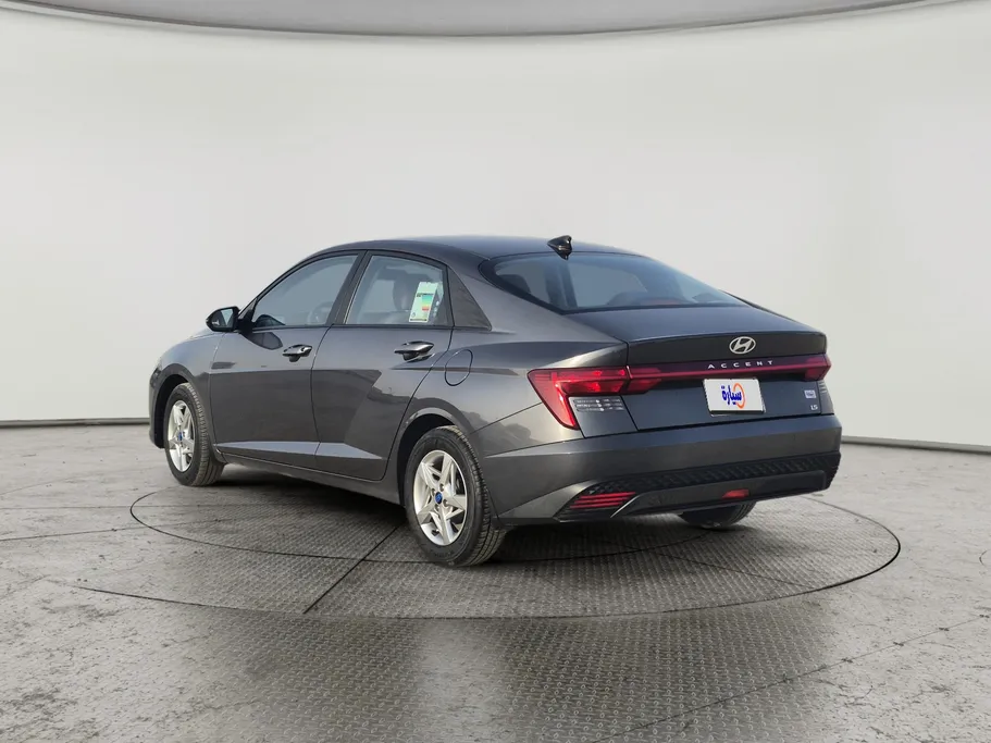 2024 Hyundai Accent Fleet 