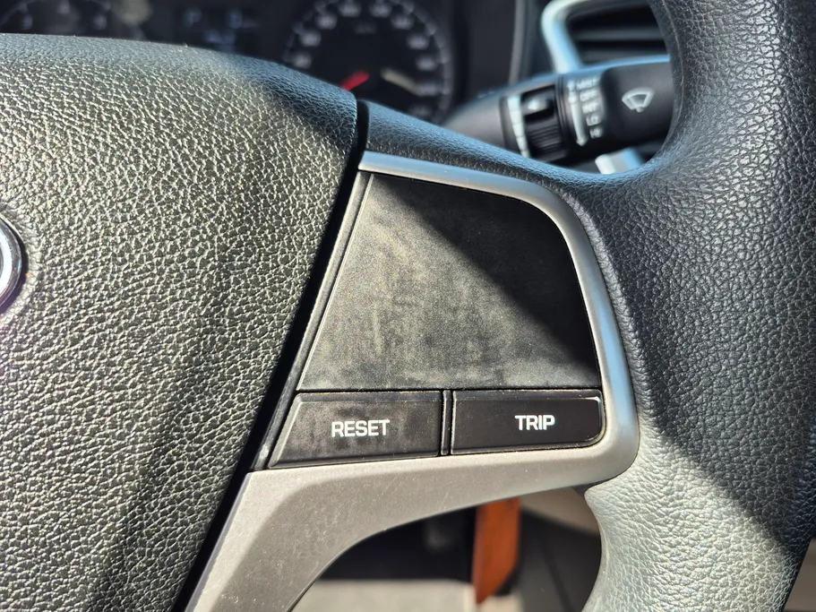 هيونداي اكسنت سمارت 2023 