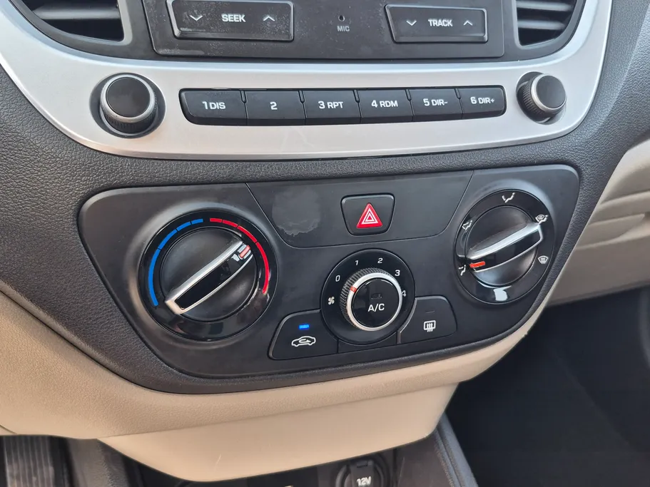 هيونداي اكسنت سمارت 2023 