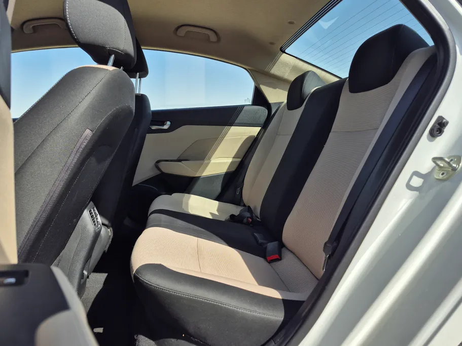 هيونداي اكسنت سمارت 2023 