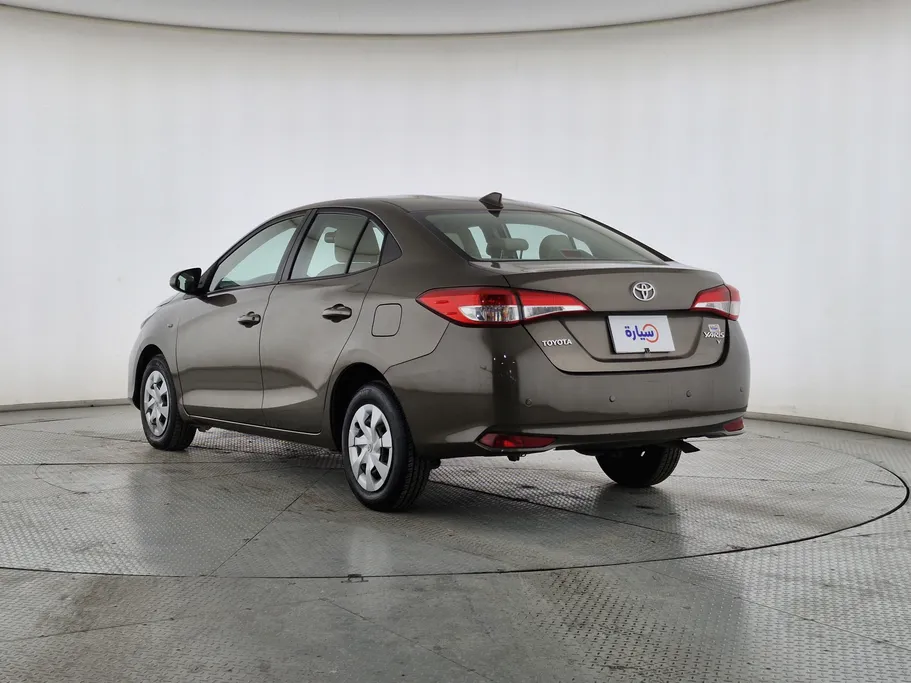 تويوتا يارس Y 2021 