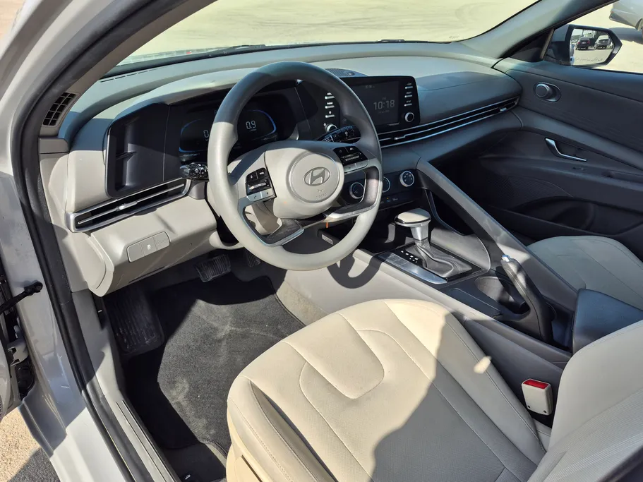 2024 Hyundai Elantra Fleet 