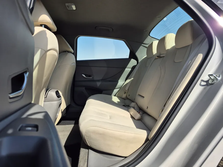 2024 Hyundai Elantra Fleet 