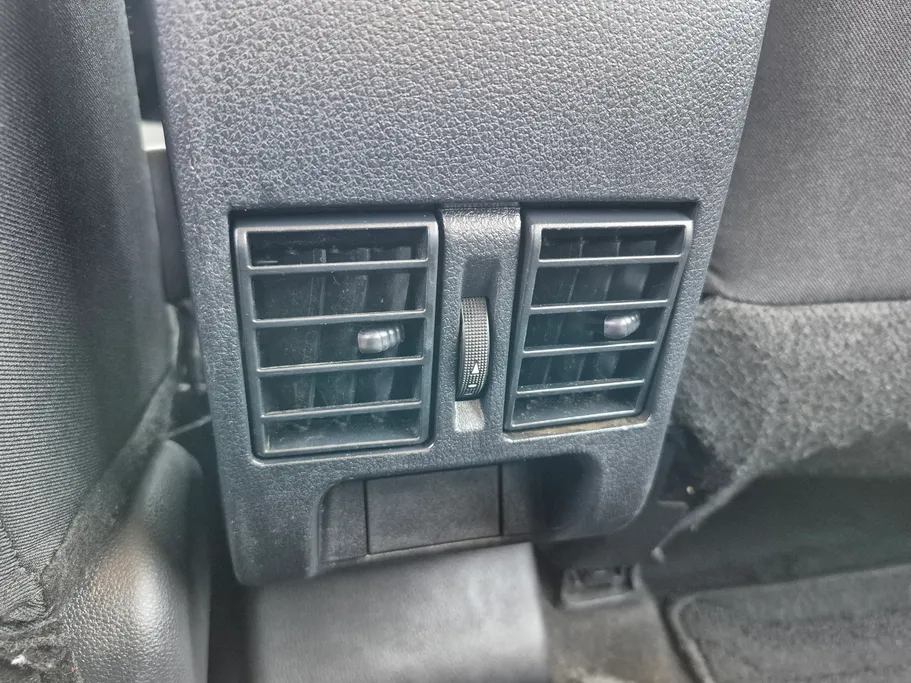 تويوتا يارس Y 2023 