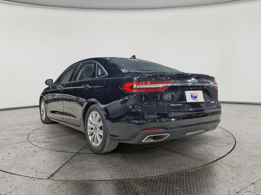 2021 Ford Taurus Ambiente 
