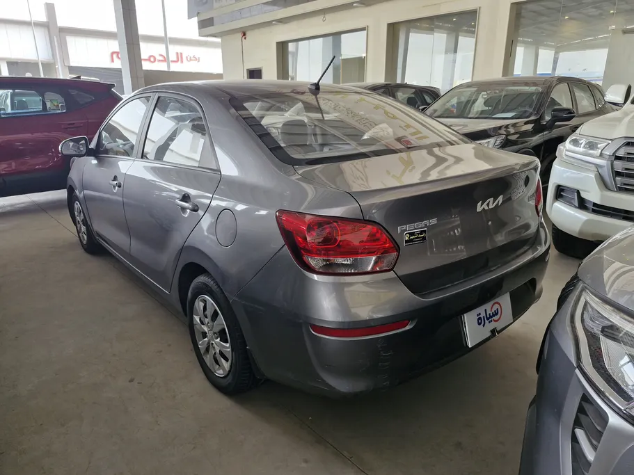 2023 Kia Pegas LX 