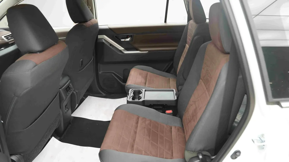 2026 Toyota Innova VIP7 HEV 