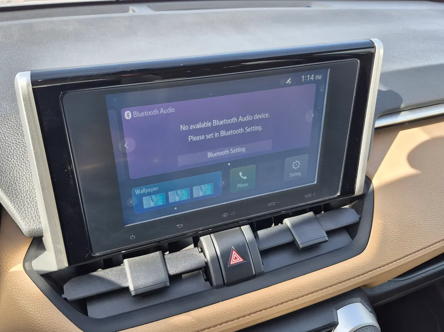 تويوتا راف فور LE 2024 