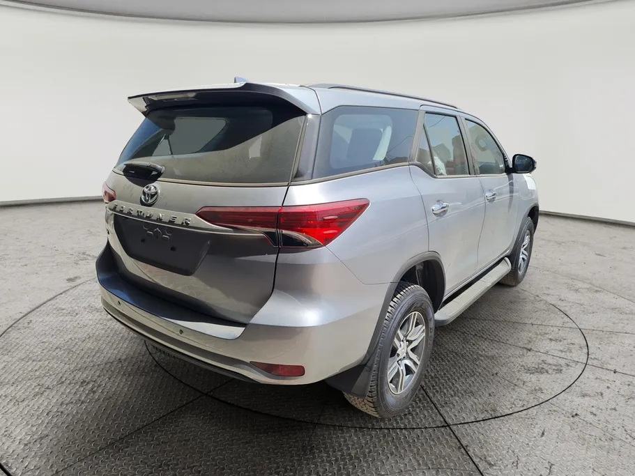 2026 Toyota Fortuner GX2 4x4 