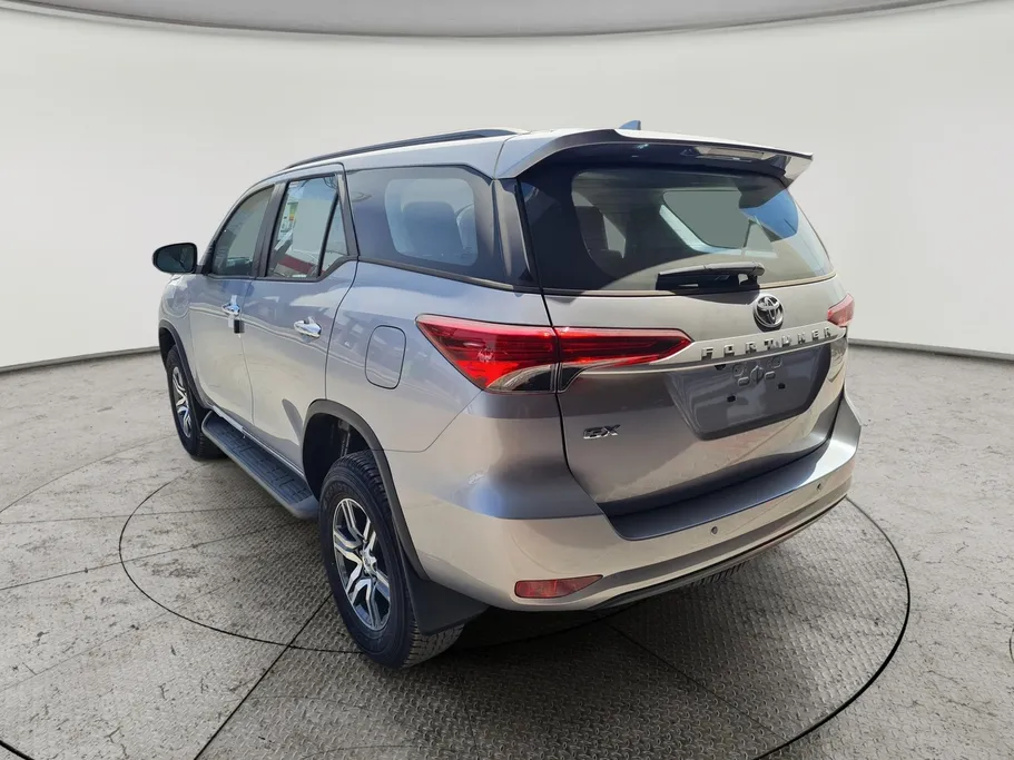 2026 Toyota Fortuner GX2 4x4 