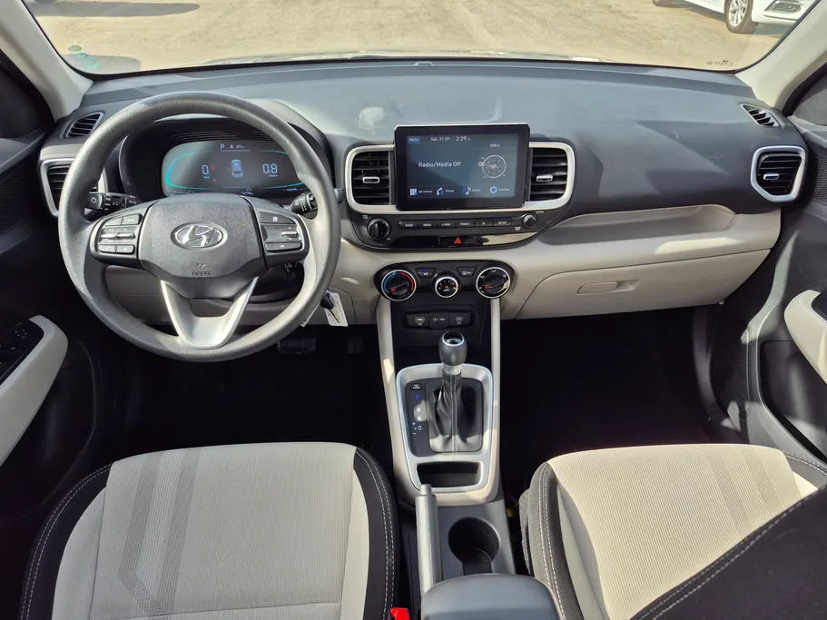 2024 Hyundai Venue Smart 