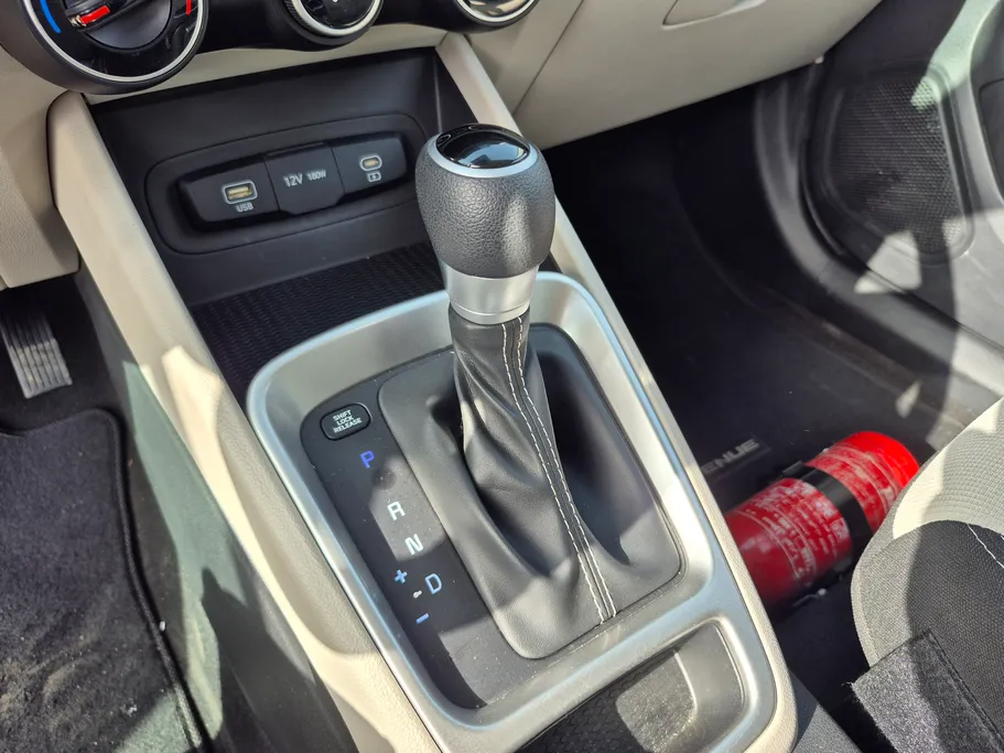 2024 Hyundai Venue Smart 