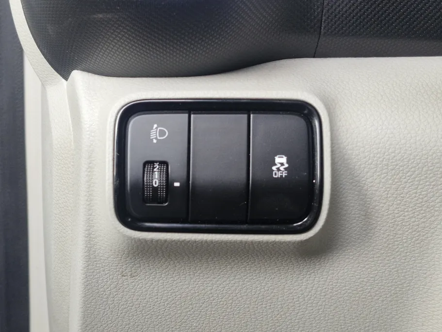 كيا سونيت LX 2023 