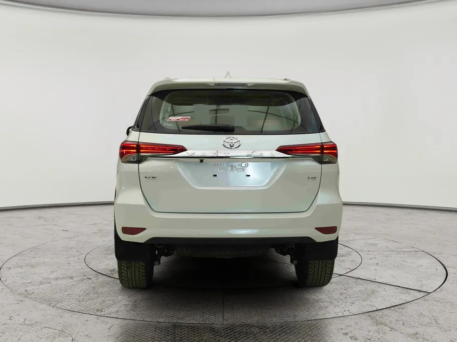 2026 Toyota Fortuner VX 