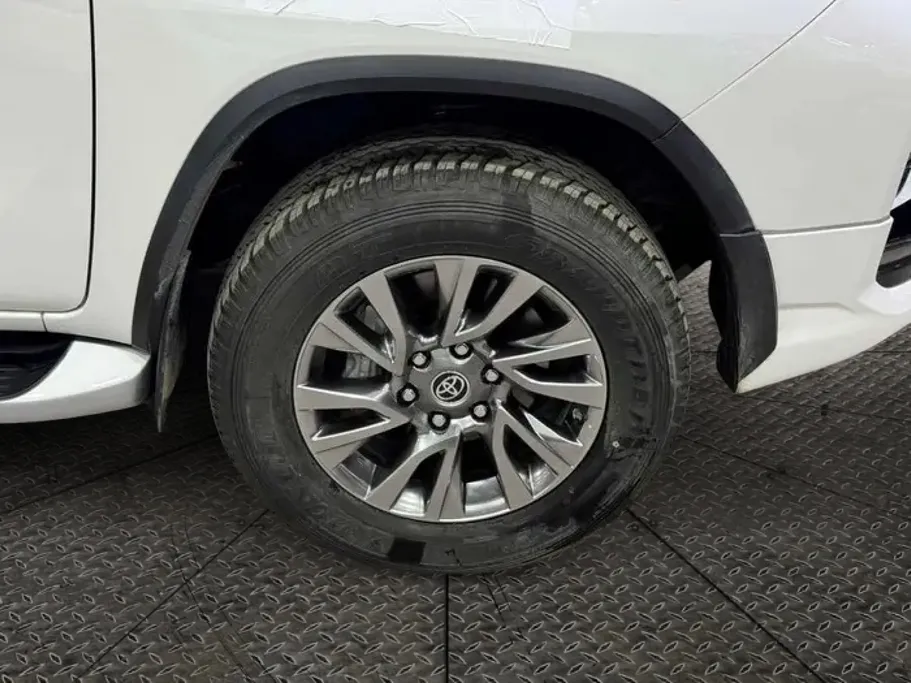 2026 Toyota Fortuner VX3 