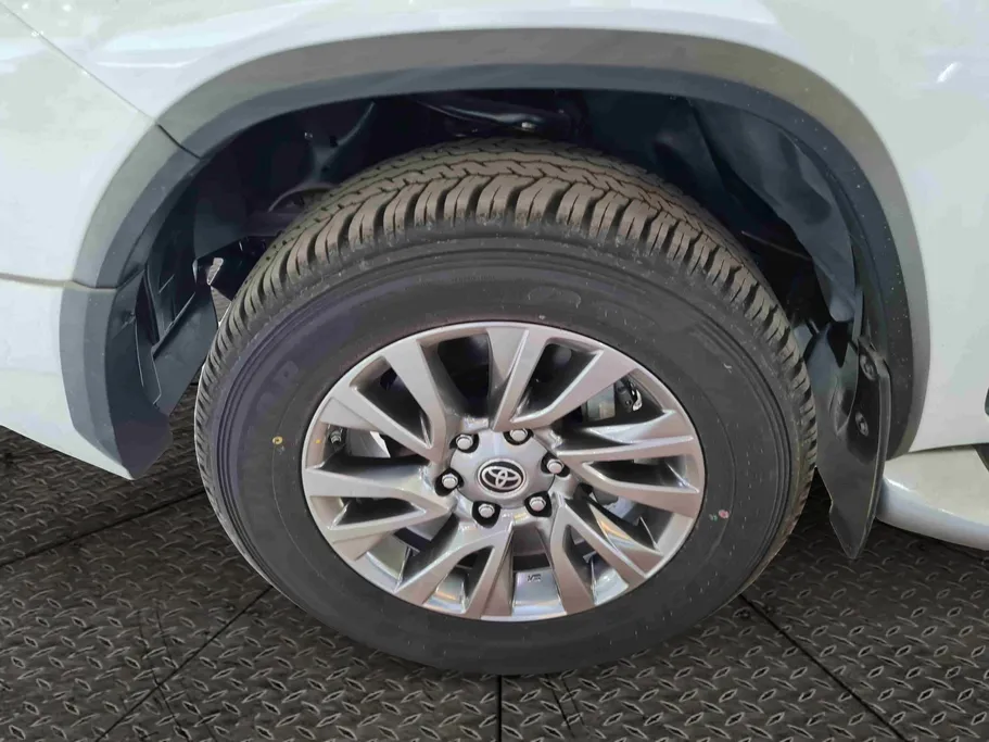 2026 Toyota Fortuner VX3 