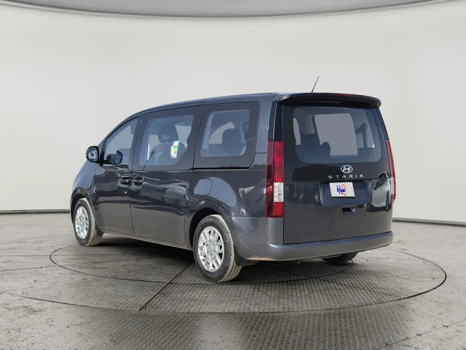 هيونداي ستاريا سمارت 9 مقاعد 2023 