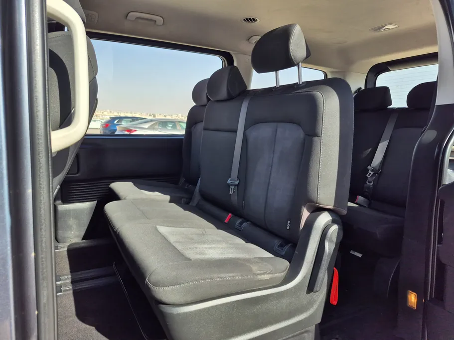 هيونداي ستاريا سمارت 9 مقاعد 2023 