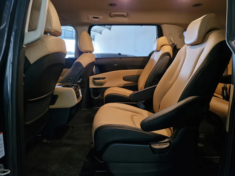 كيا كرنفال GLS 2023 