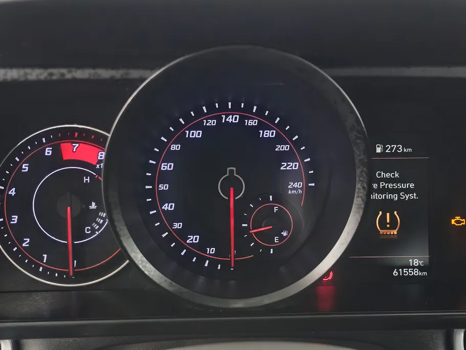 2023 Hyundai Elantra Smart 