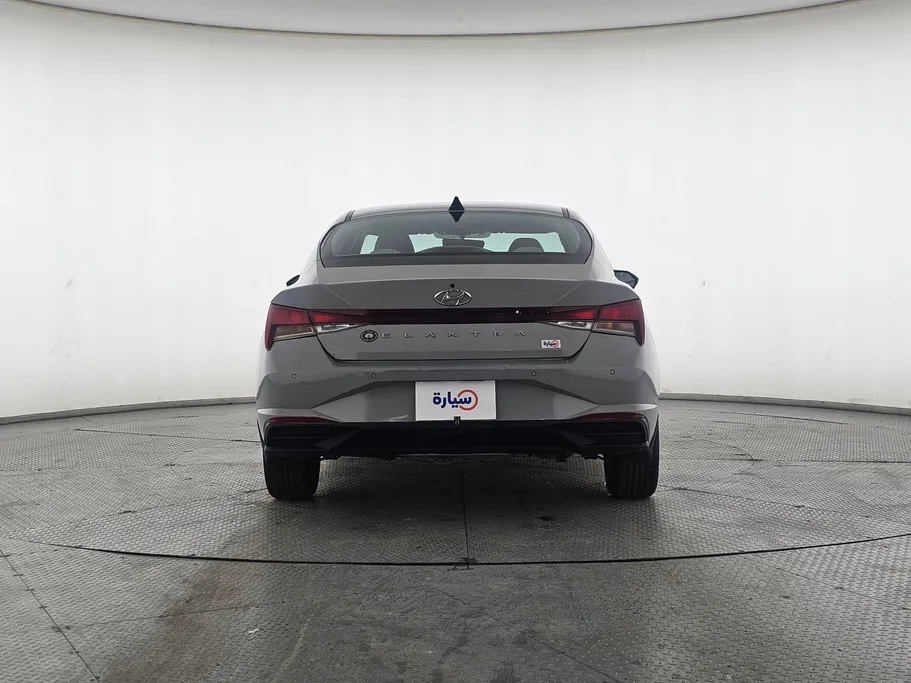 2023 Hyundai Elantra Smart 