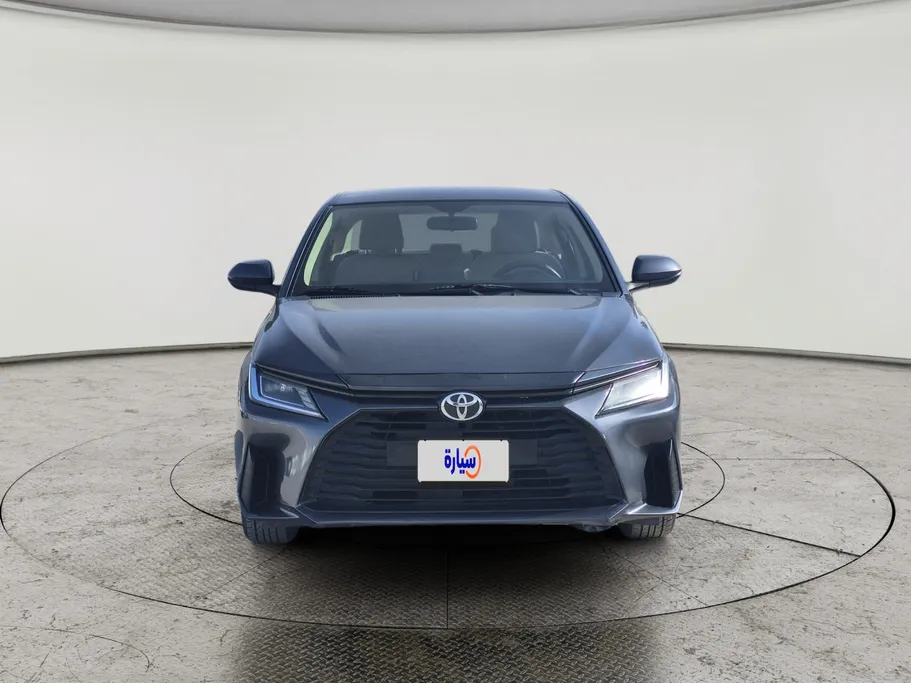 2023 Toyota Yaris  Y 