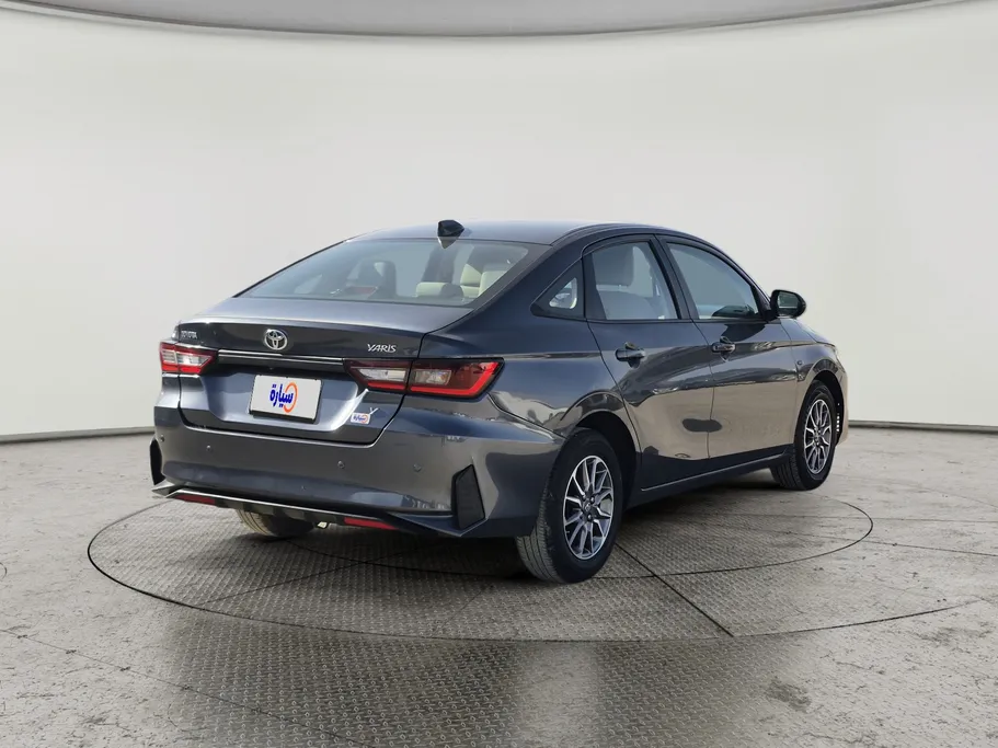 2023 Toyota Yaris  Y 