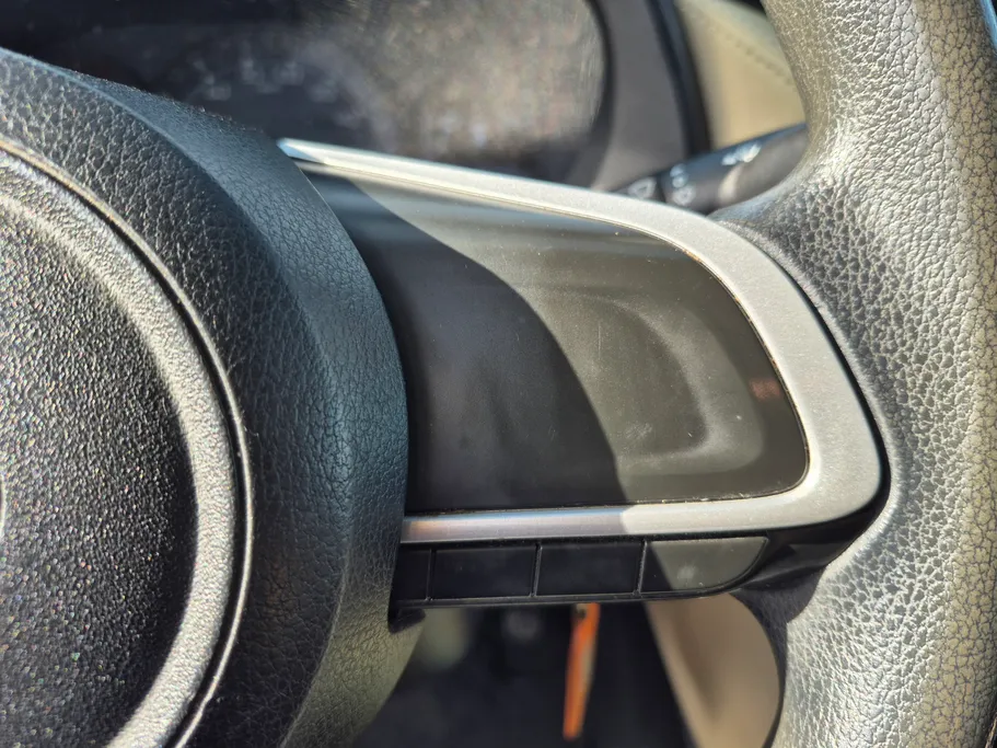 2023 Toyota Yaris  Y 