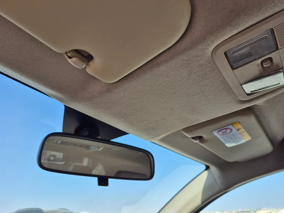 2023 Toyota Yaris  Y 