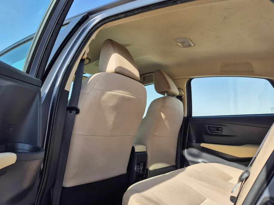 2023 Toyota Yaris  Y 