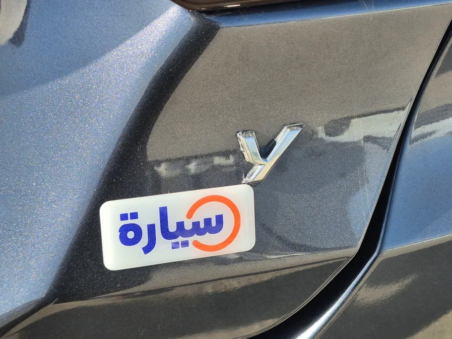 2023 Toyota Yaris  Y 