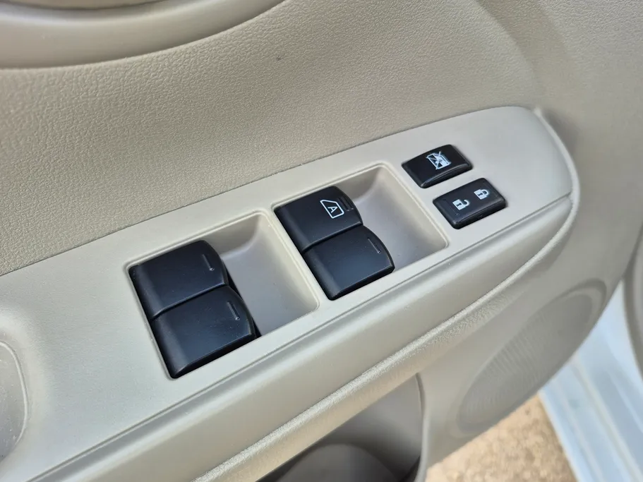 2023 Nissan Sunny SV Comfort 