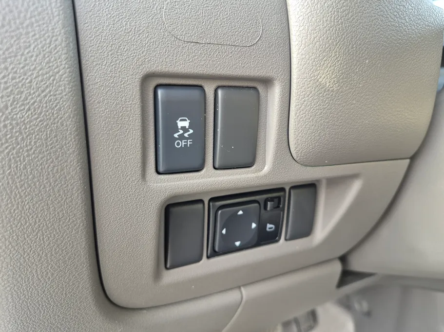 2023 Nissan Sunny SV Comfort 