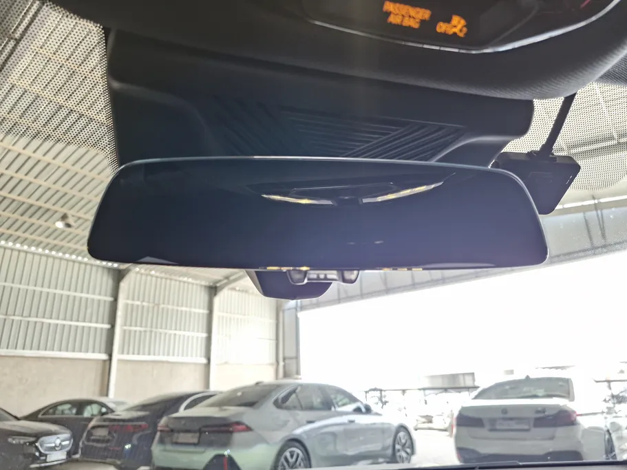 بي ام دبليو الفئة الخامسة 520i 2024 