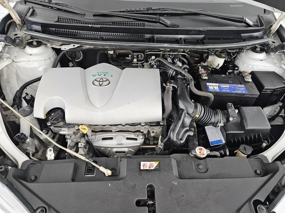 2021 Toyota Yaris  Y 