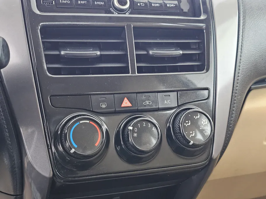 2021 Toyota Yaris  Y 