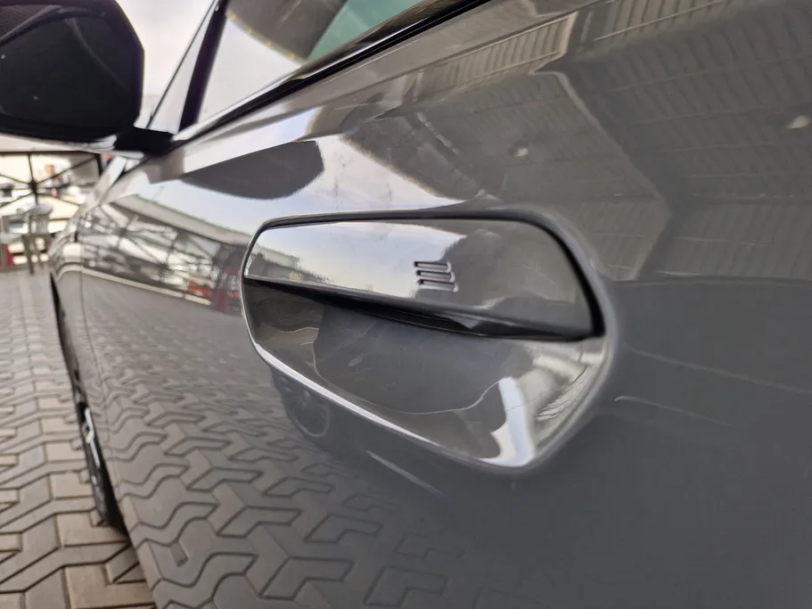 بي ام دبليو الفئة الخامسة 520i 2024 