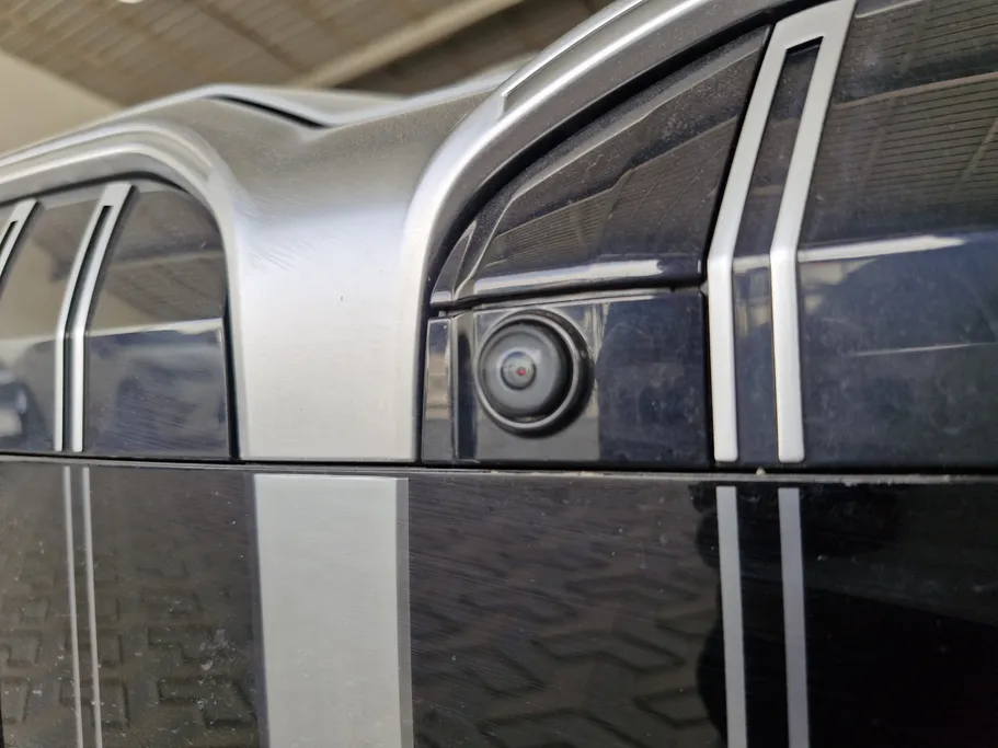 بي ام دبليو الفئة الخامسة 520i 2024 