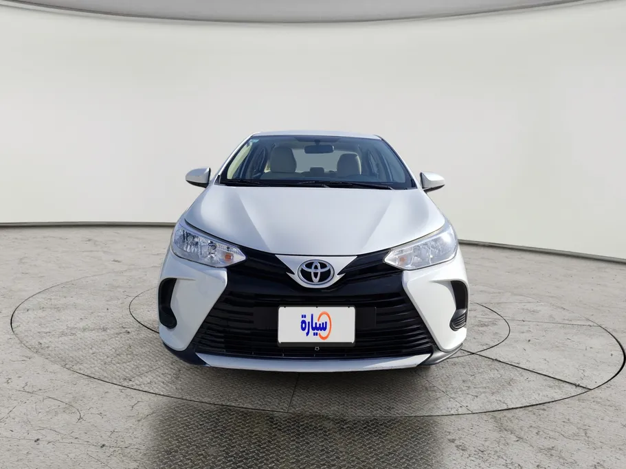 تويوتا يارس Y 2022 