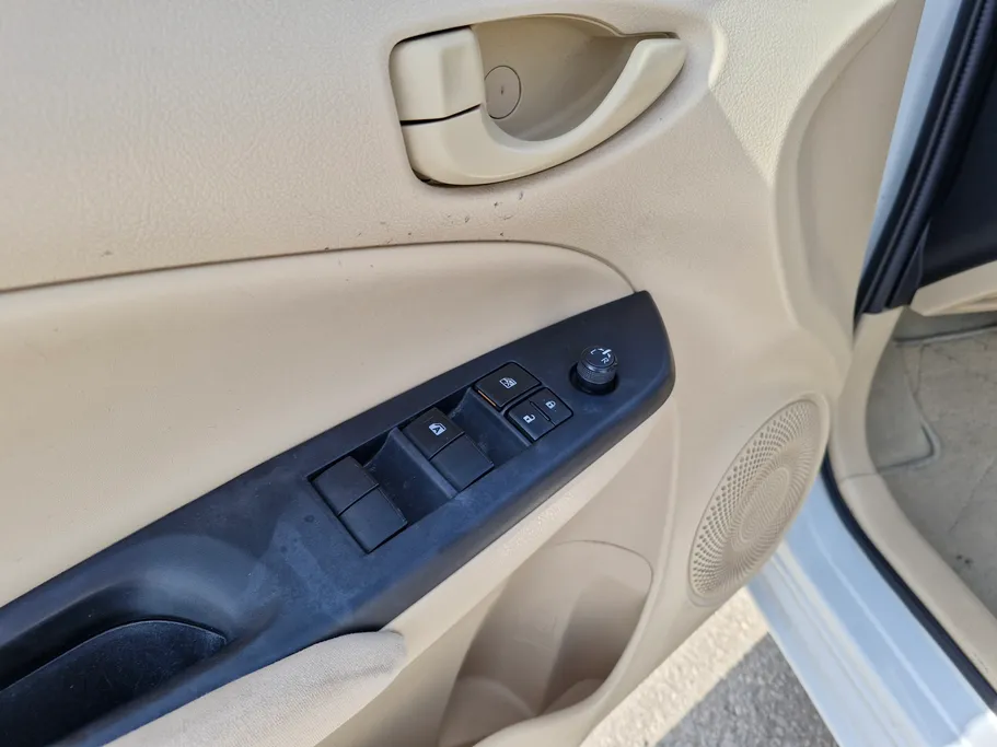 تويوتا يارس Y 2022 