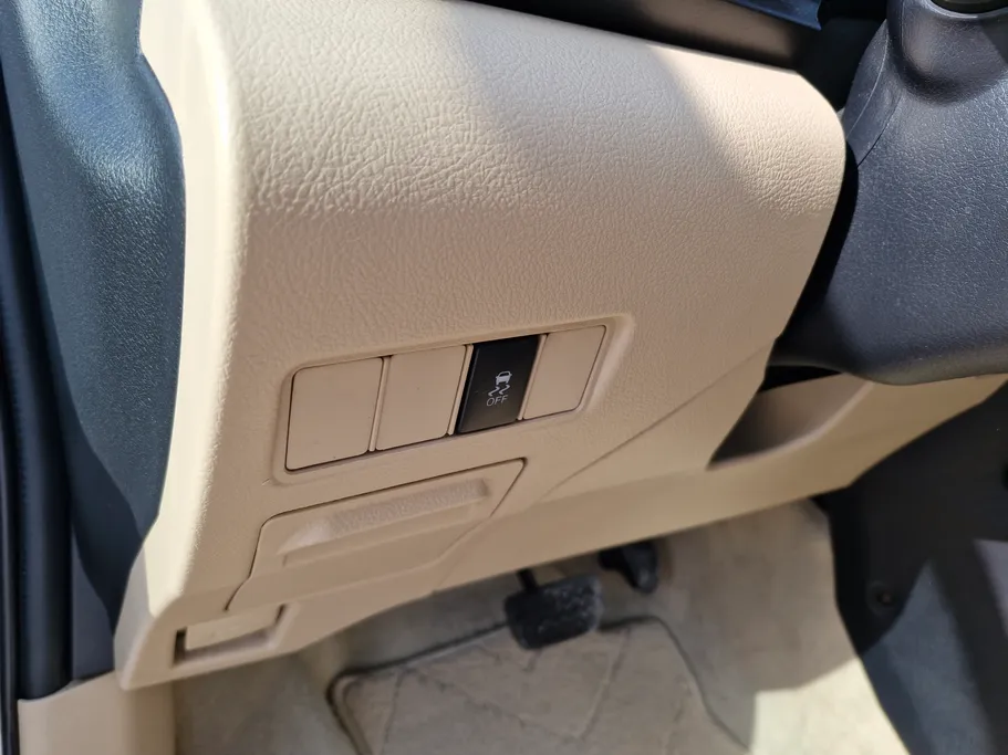 تويوتا يارس Y 2022 